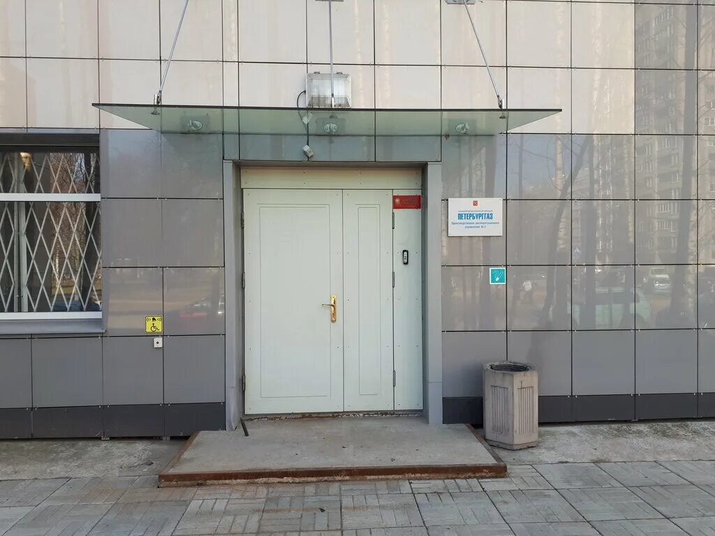 жилкомсервис 2 центрального района большая конюшенная. ул зодчего росси 1/3. жкх 3 санкт петербург.