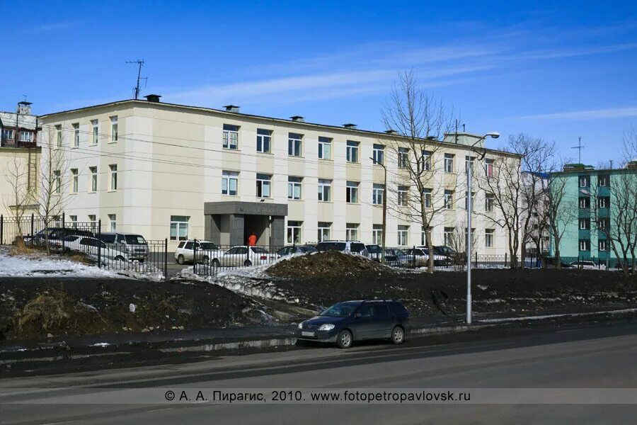 мед колледж петропавловск-камчатский. ул бохняка 13 петропавловск камчатский. медколледж камчатка. колледж искусств петропавловск-камчатский общежитие. колледж искусств камчатка.