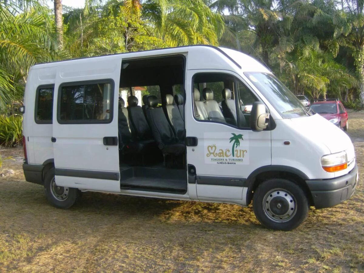 2 микроавтобус. Renault master 2. Renault master 2 поколение. Volkswagen t2 1950. Alfa romeo 2 bus.