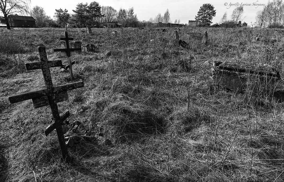 филейское кладбище киров. пропасть кладбище. украина вымирает кладбище. старинное католическое кладбище. старое кладбище.