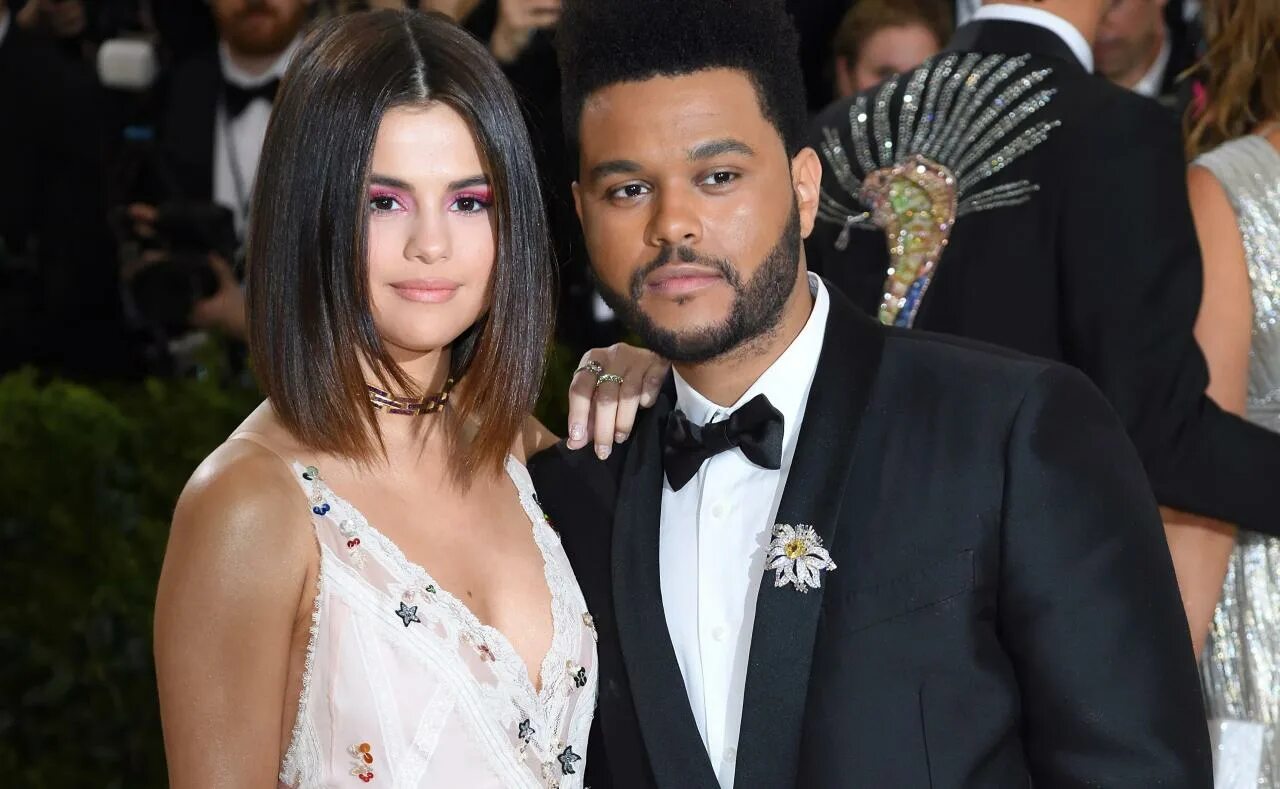 Weeknd selena. Weeknd selena