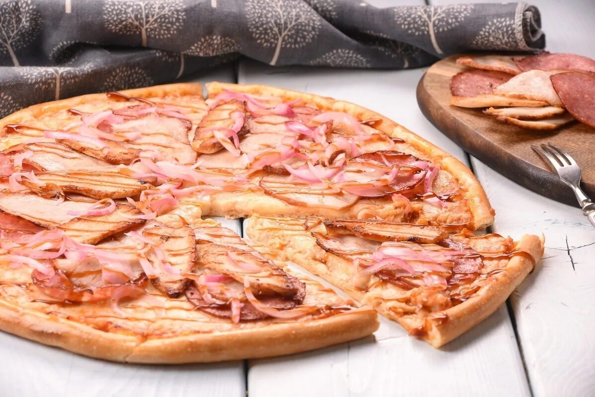 Ес пицца. Суши роллы пенза. Комплексные обеды с доставкой. Пензе блюдо. Круглосуточно еда красни палена.