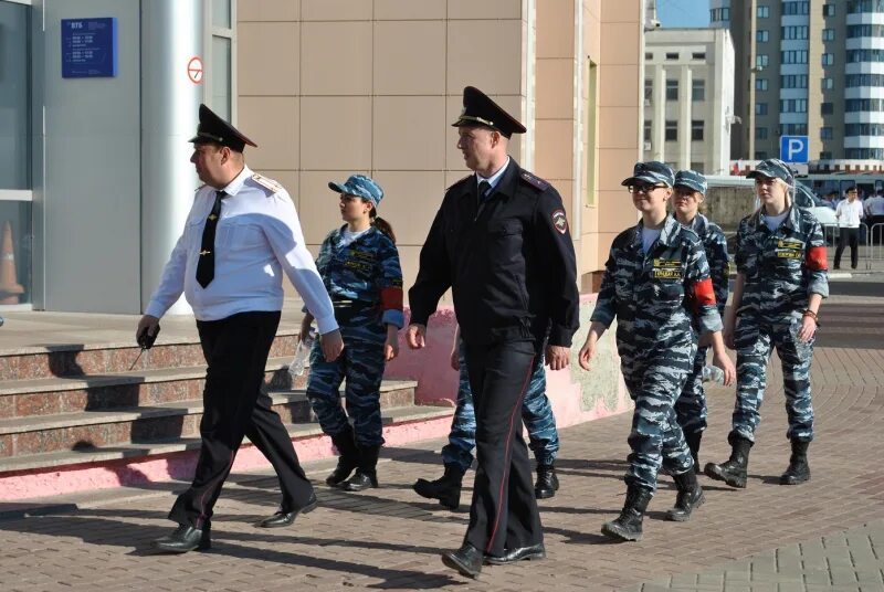 Умвд тамбов мичуринская. Октябрьская полиция тамбов. Отдел полиции тамбов. Фото полиция тамбов. Скоков тамбов генерал.