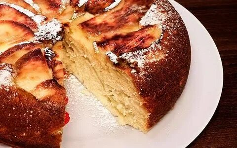 Рецепт шарлотки на кефире с разрыхлителем