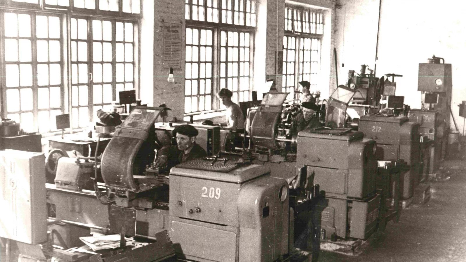 цеха казанского вертолетного завода казань. новочеркасская завод нэвз. завод 1 к 5. алюминиевое производство. индустриальный парк дагдизель.