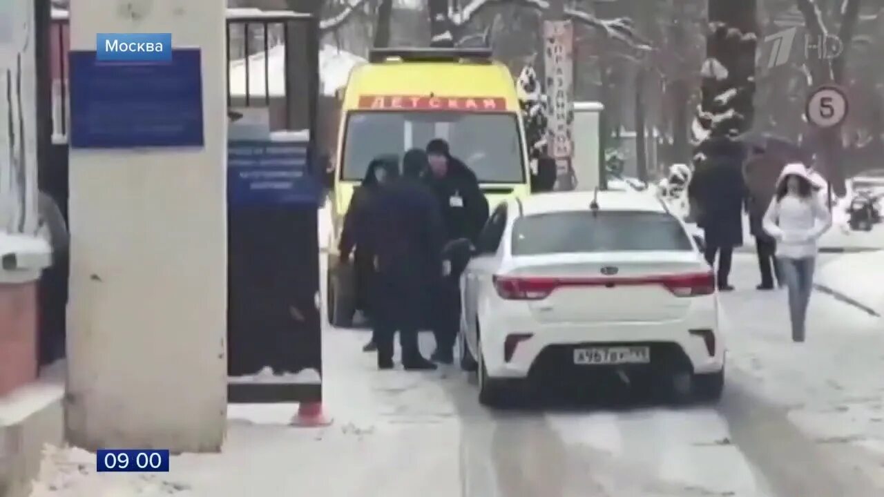 В питере не пропускала скорую. Не пропустил скорую. пропускают скорую. не пропускают скорую.