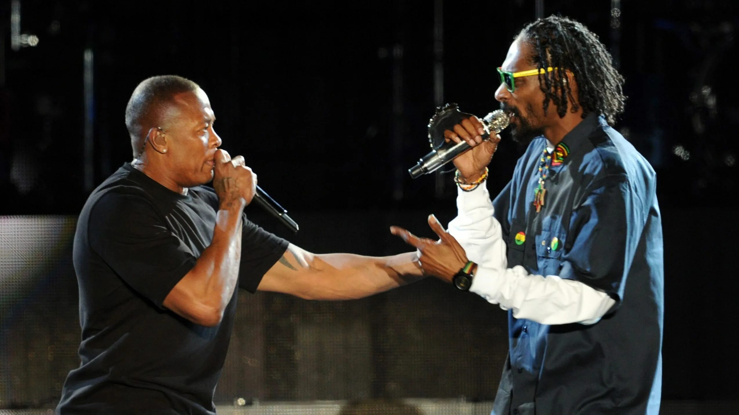 Эминем супербоул 2022. Эминем и дре. Dr dre 2000. Eminem snoop dre photo. Dr.