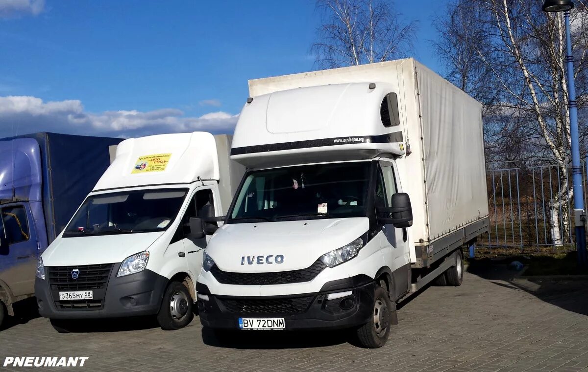 Грузовик 23. Ивеко Дейли и Газель. Iveco Газель. Газель Ивеко ПЭК. Газель Ивеко грузовая Дейли 2007.