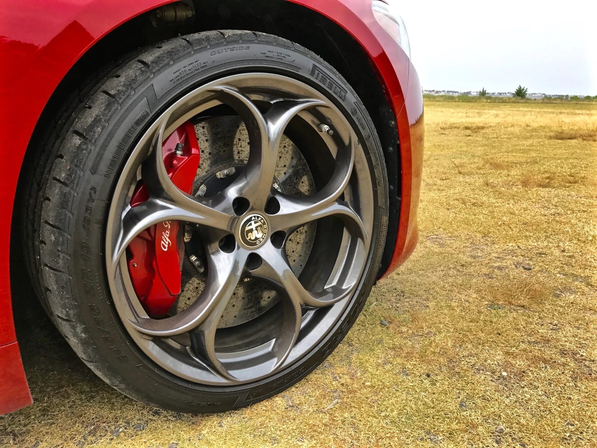 Диски alfa romeo giulia r19. Диски альфа ромео 5х110. Диски alfa romeo giulia r18. Диски alfa romeo giulia r18. Диски альфа ромео 8с.