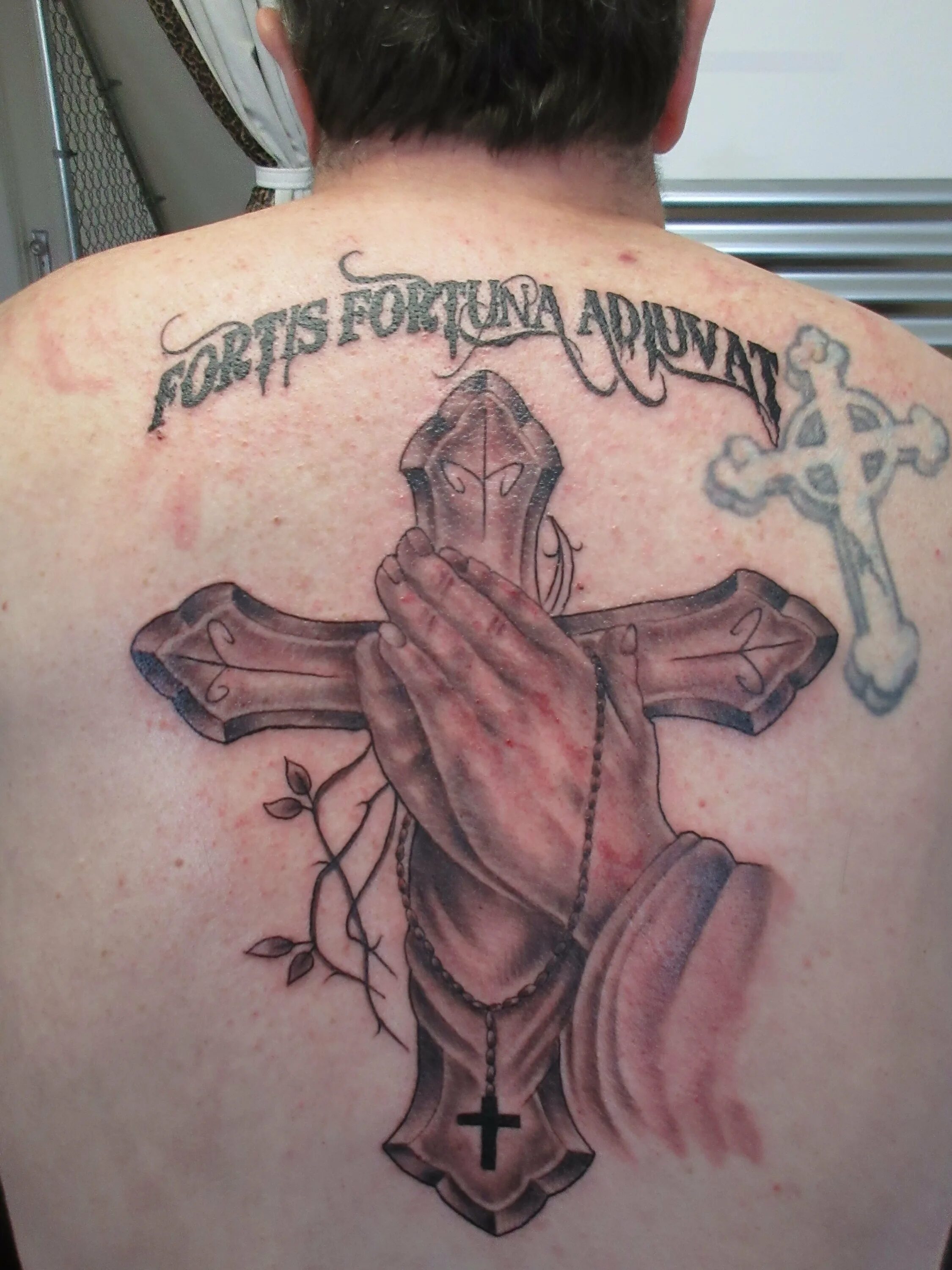 ату слишком. тату со смыслом. мемы про алину. татуировки через несколько лет. ату слишком.