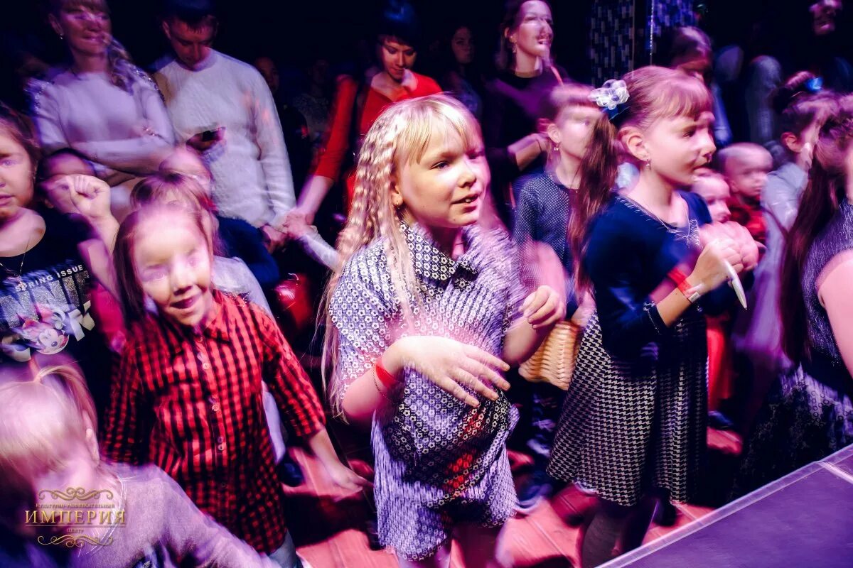 детская дискотека 7 лет. танцевально развлекательная программа. детские песенки для детей дискотека. детская дискотека 7 лет. вечеринка для детей.