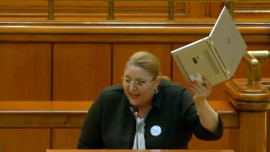 верхняя палата федерального собрания российской федерации. судебные истории. сенаторы российской федерации и депутаты государственной думы. сенаторы госдумы депутаты госдумы. сенаторы российской федерации и депутаты государственной думы.