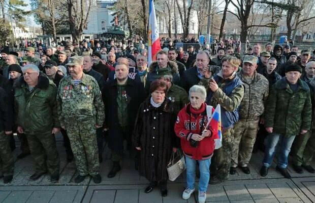 Народное ополчение Крыма 2014. 23 Февраля 2014 года Крым. Отряды самообороны Крыма 2014. Крымские ополченцы 2014. Февраль 2014 года севастополь