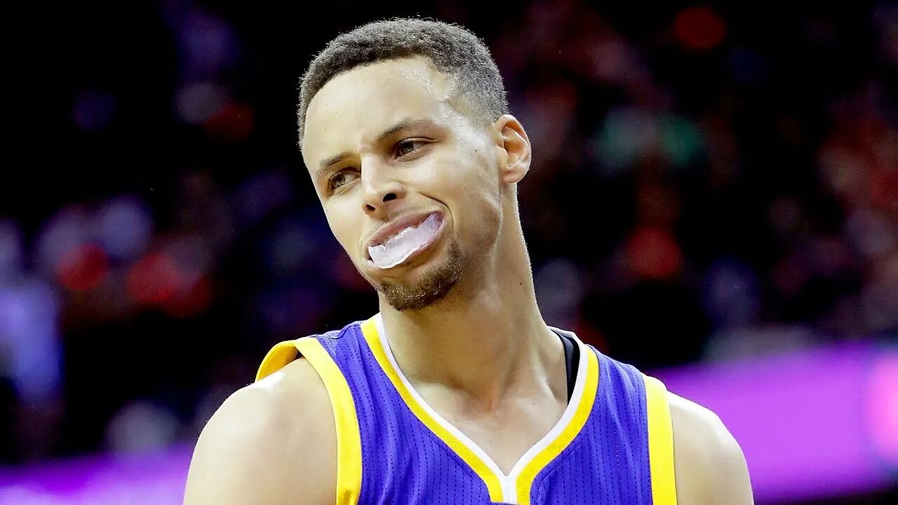 Имя карри. Стеф карри нба канада. stephen curry mouthguard. стефен карри красивые моменты.