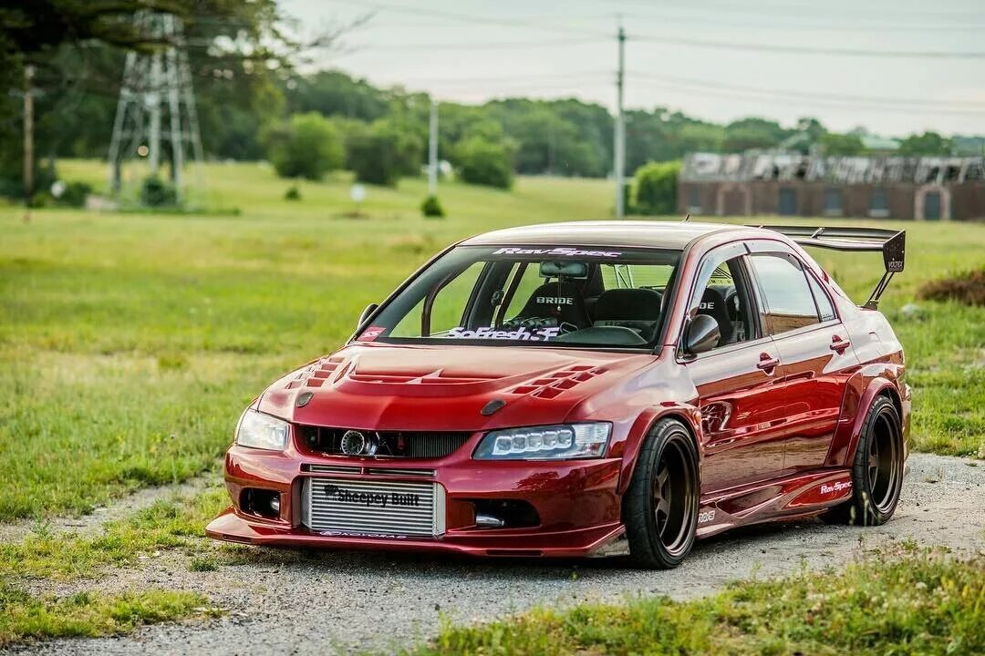 Mitsubishi evo 11 2024. Митсубиси Лансер Эволюшн. Lancer EVO 9. Mitsubishi Lancer Evolution IX. Mitsubishi Lancer Evolution IX 2007.