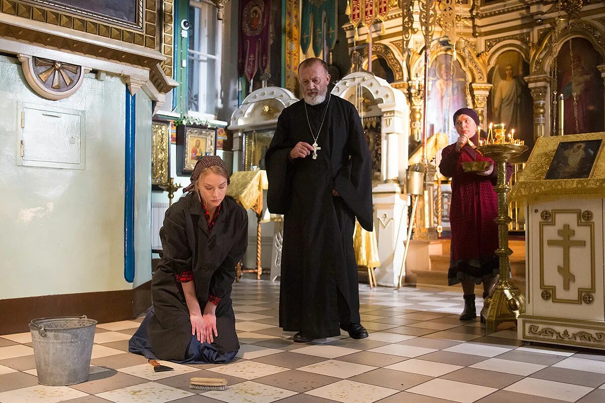 Филипп янковский секта. Секта филипп янковский сериал. Светлана ходченкова секта. Светлана ходченкова секта. Секта фильм 2019 фильм.