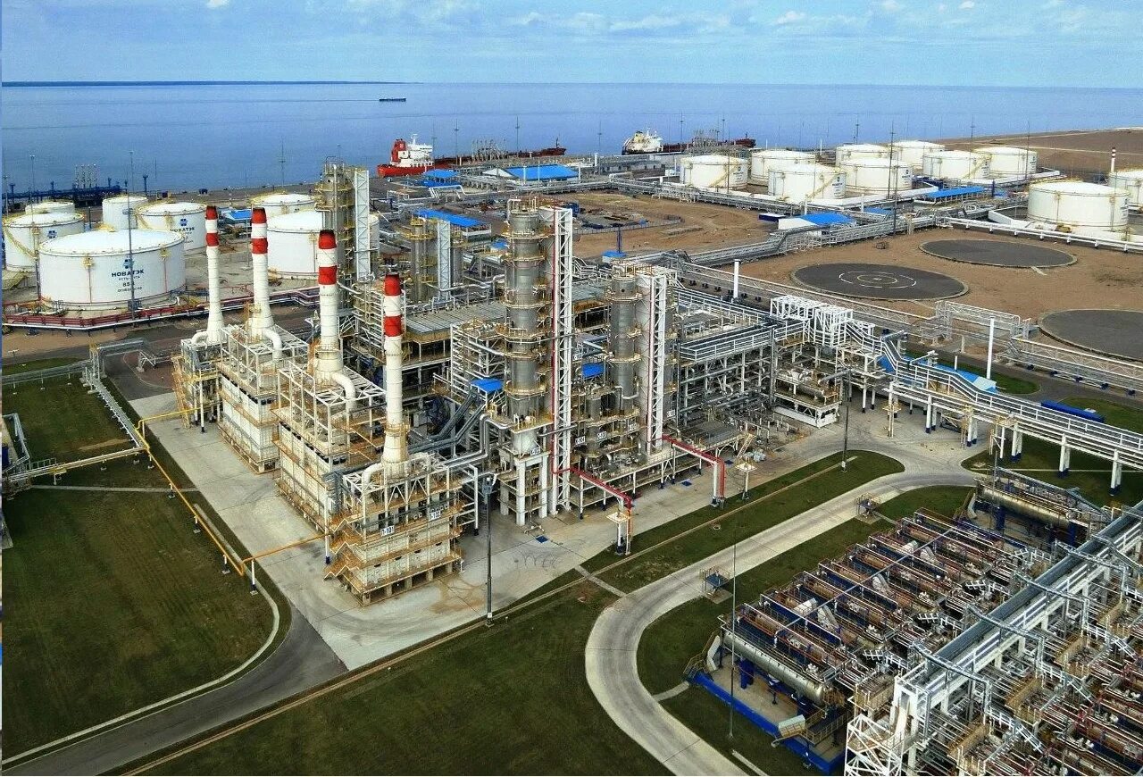 порт усть луга ультрамар. усть-луга (порт). газоперерабатывающий комплекс усть луга. газоперерабатывающий комплекс в усть-луге. усть луга новатек завод.