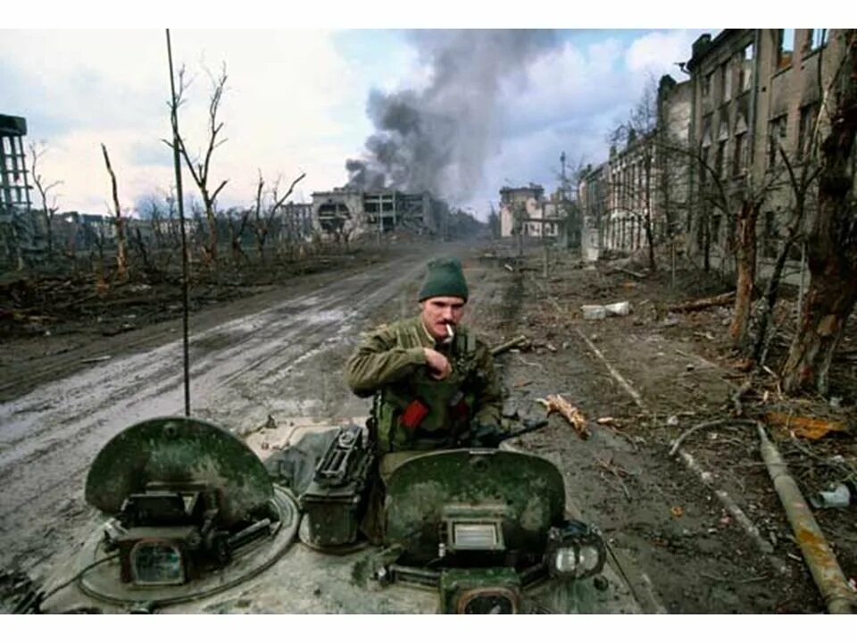 Запрещено в россии чечня. Чечня 1999-2000 штурм Грозного. Чечня Грозный 1995 танки.