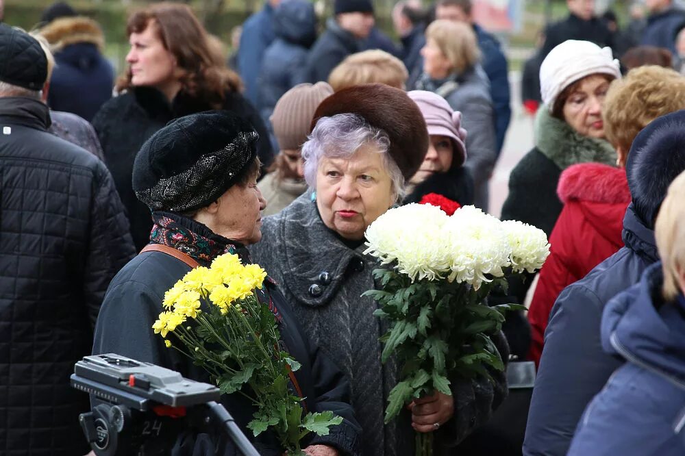 Теракт в красногорске сегодня последние новости. Похороны Амирана в Красногорска. Караулов Красногорск убили.