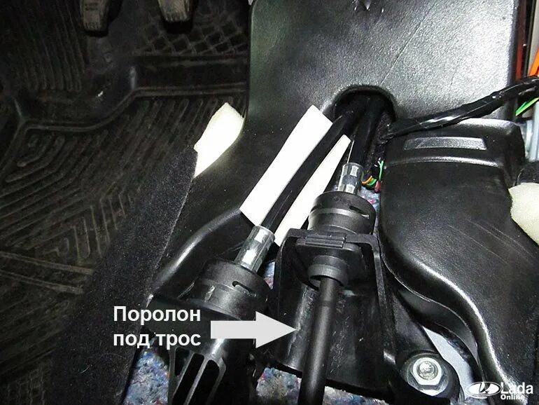 Как заменить трос переключения. Трос коробки передач приора 2. трос переключения передач приора 2.