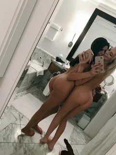 Selfies de tesudas gostosas peladas 