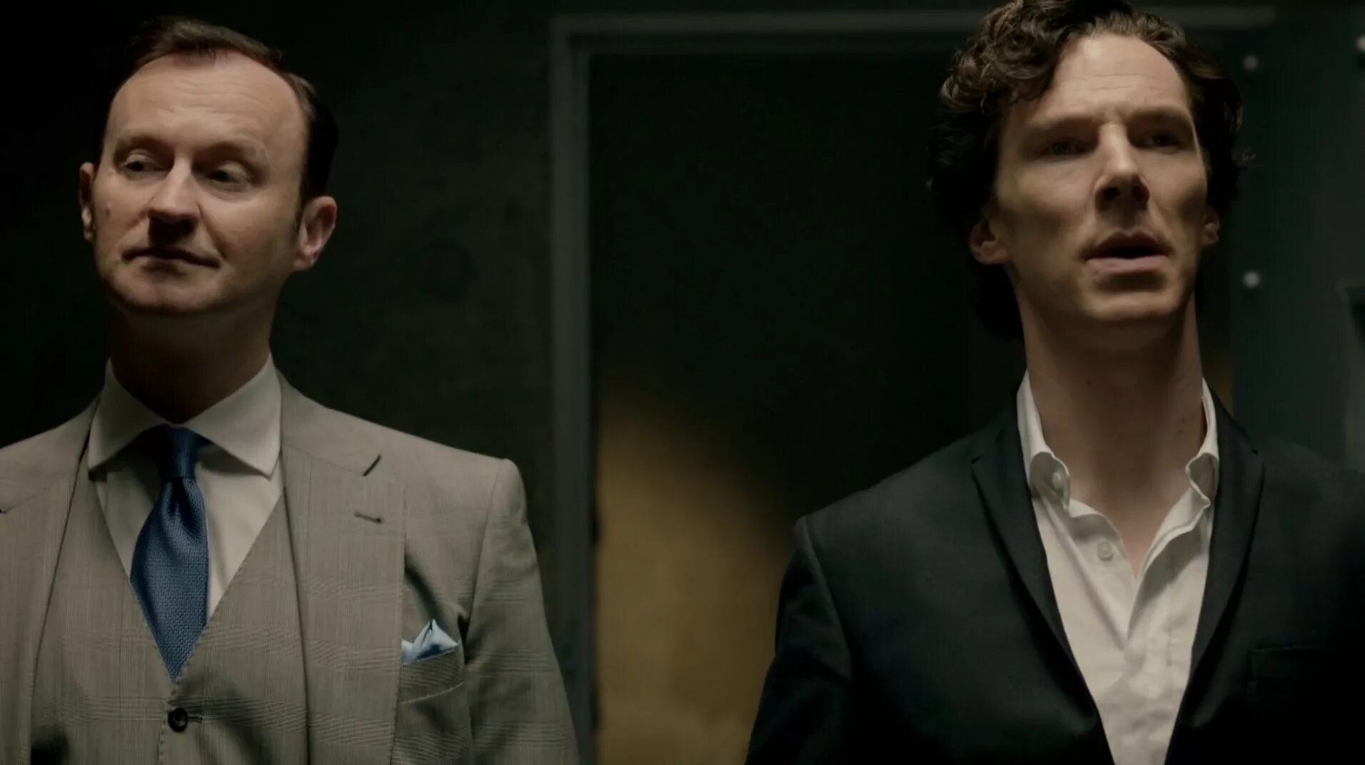 It is just possible. А что если мем. Американский психопат патрик бейтман в пальто. Everything possible. Everything картинка.