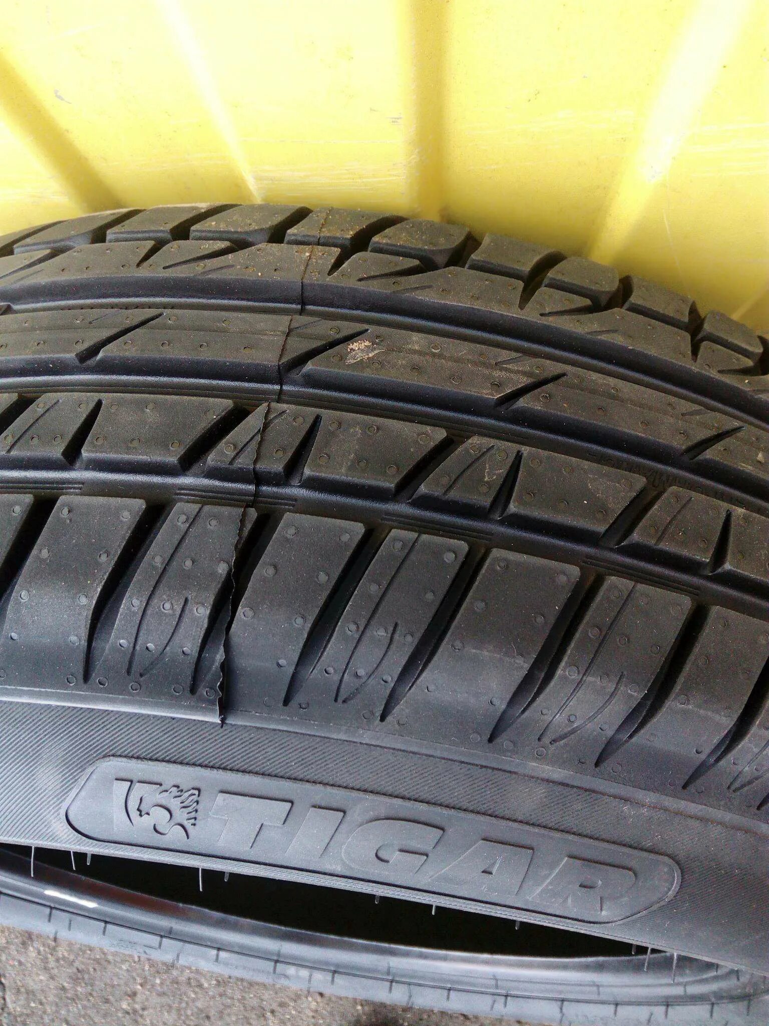 High performance резина. 185/65 r15 tigar high performance 88h. tigar high performance 205/55 r16. тигар 215 55 17 лето.