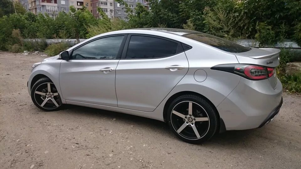 R16 Hyundai Elantra 5. Диски r16 Hyundai Elantra 5. Hyundai Elantra 6 диски r18. Hyundai Elantra MD r17.