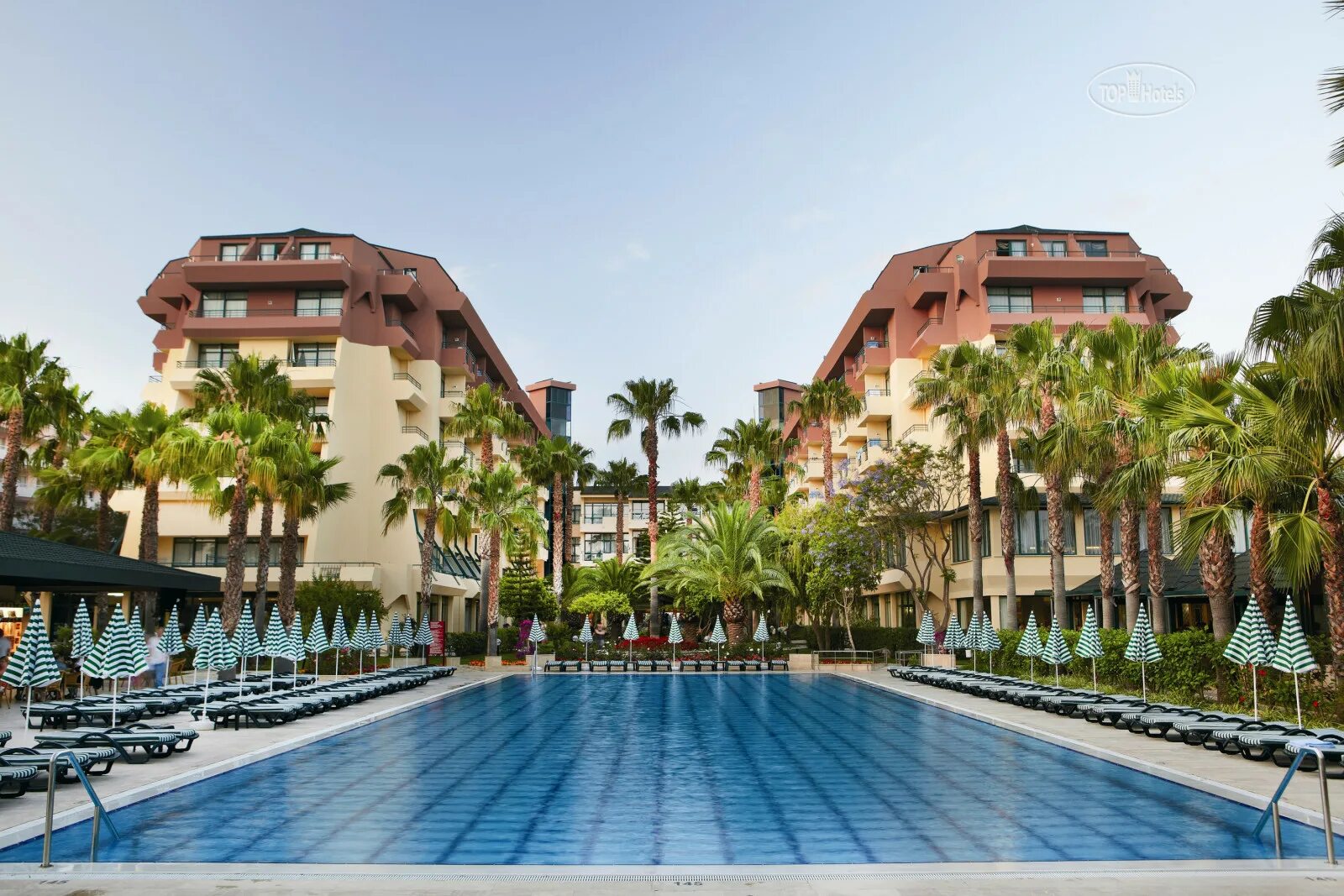 Отель meryan турция. Мериан отель турция аланья. Meryan hotel 5 окурджалар. Meryan hotel 5 окурджалар. Турция отель meryan hotel 5.
