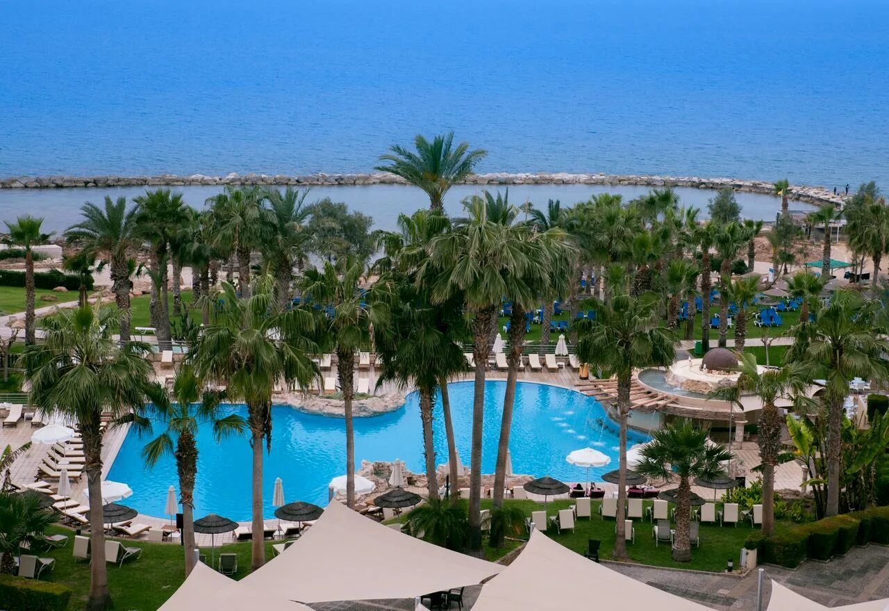 George beach фото. St george hotel. Сент джордж пафос. St george hotel 4. St george hotel.