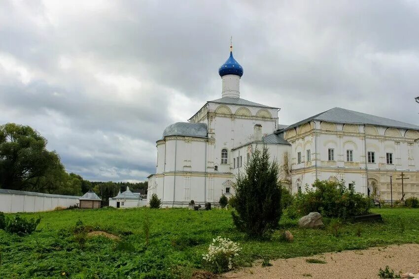 Свято троицкого данилова. Свято-Троицкий Данилов монастырь. Данилов монастырь Переславль-Залесский. Свято Троицкий Троицкий Данилов монастырь. Свято-Троицкий Данилов монастырь в Суздале.