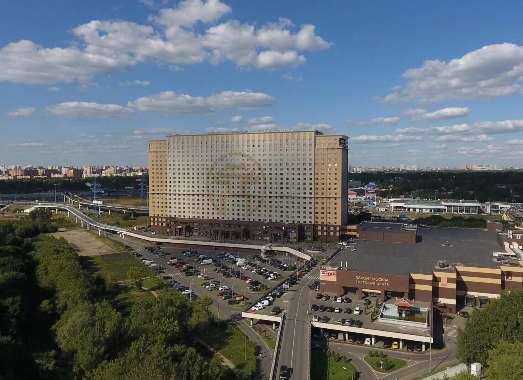 Ханой-Москва торговый центр на Ярославском шоссе. БЦ Ханой Ярославское шоссе. Вьетнамский торговый центр Ханой в Москве. Ярославское шоссе 146 Ханой Москва. Ханой работает