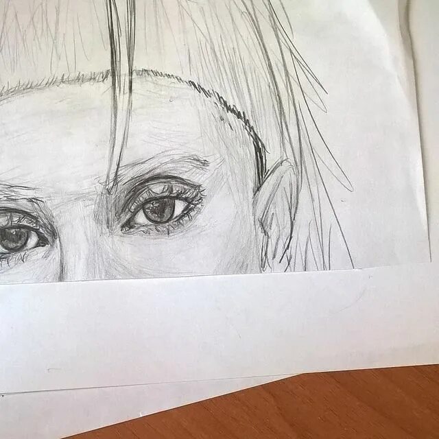 Рисую целый день. Мальчик рисует на доске. Рисую целый день. Рисую целый день. Фото мальчик рисует дом.