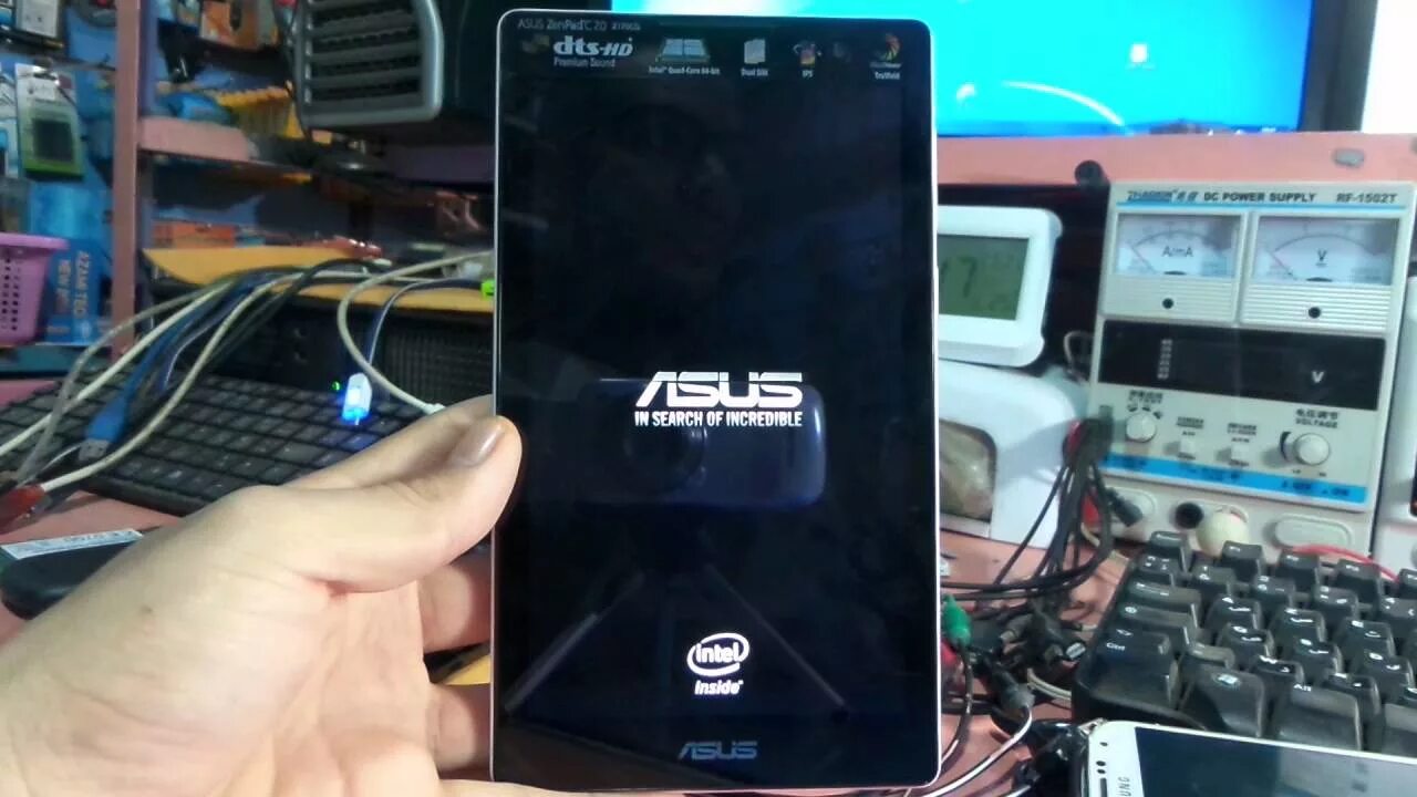 Асус ремонт компьютеров asus rucentre ru. ASUS in search of incredible планшет. ASUS 008d модель. ASUS ASUS_z01qd. Ресет на асус.