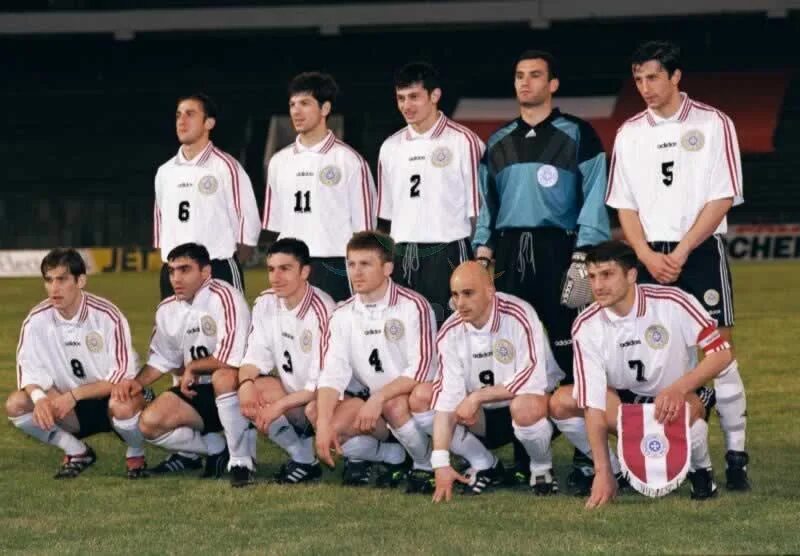 сборная россии 2005 год. футбольная команда сборной испании. сборная россии по футболу. футбол сборная россии. футбол сборная.