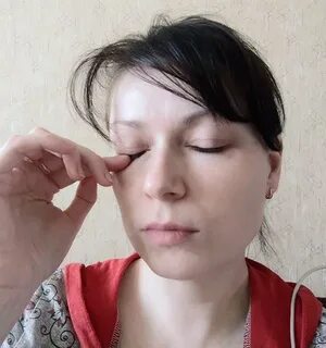 Упавшая ресничка
