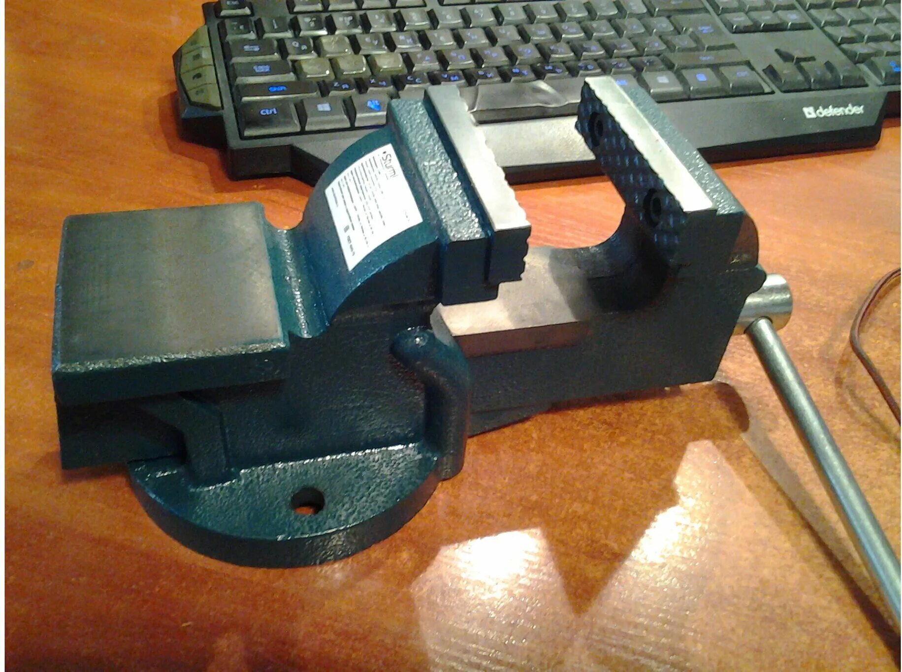 Тиски sturm! 1075-04-75. Тиски sturm! 1075-01-200 200 мм. Тиски слесарные вращающиеся 200. Тиски sturm! 1075-01-200. Тиски слесарные sturm 150mm.