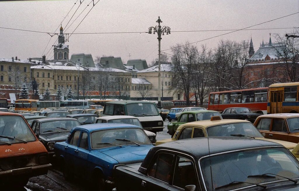 Москва 80х. Москва 1984. Москва 80-е. Советская Москва 80-х. 90е Москва автодорога.