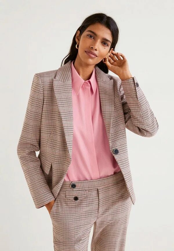 Красный пиджак mango. Пиджак манго mango. Жакет манго boreal. Mango жакет 2019. Пиджак mango женский.