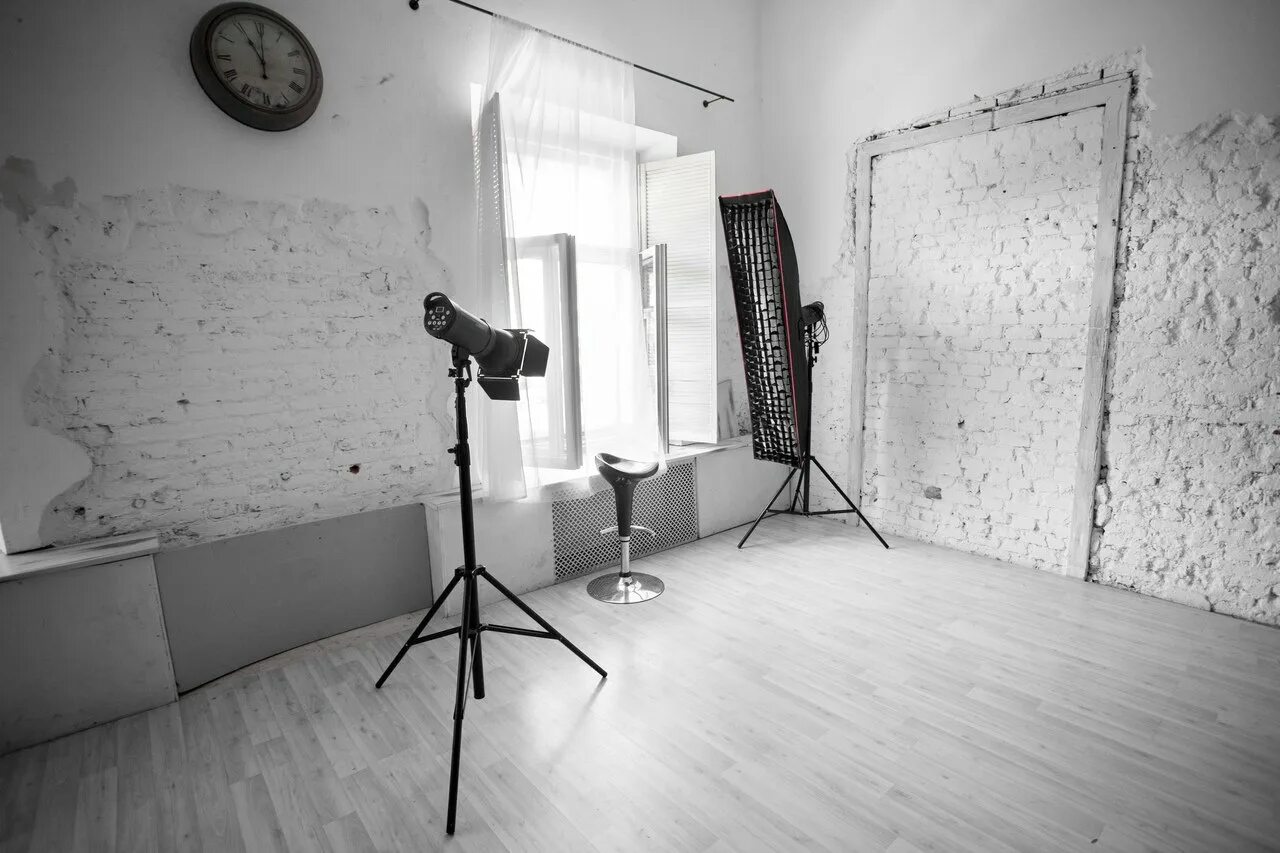 Фотостудии. Циклорама хромакей. Фотосессия в студии. Фотосессия в студии. Современные фотостудии.