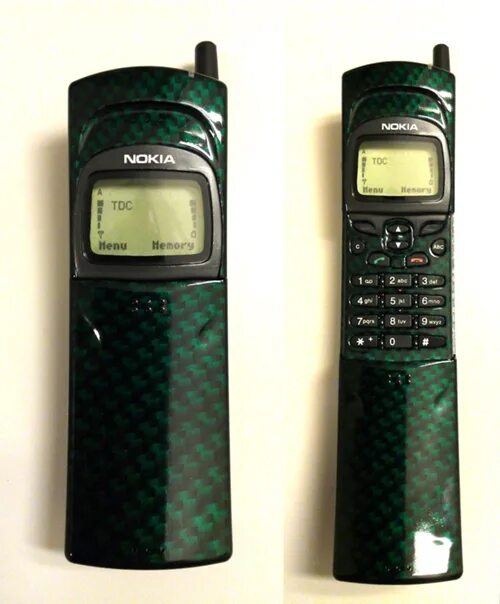 Телефон из матрицы. Матрица нокиа 8110. Nokia 8110 1996. Nokia матрица 8110i. Nokia из матрицы 8110.