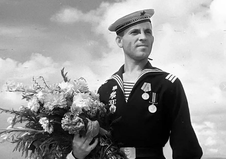 тельняшка моряка. пьяные американские моряки. агния барто матросская шапка. песни нашей родины. рачилин игорь.