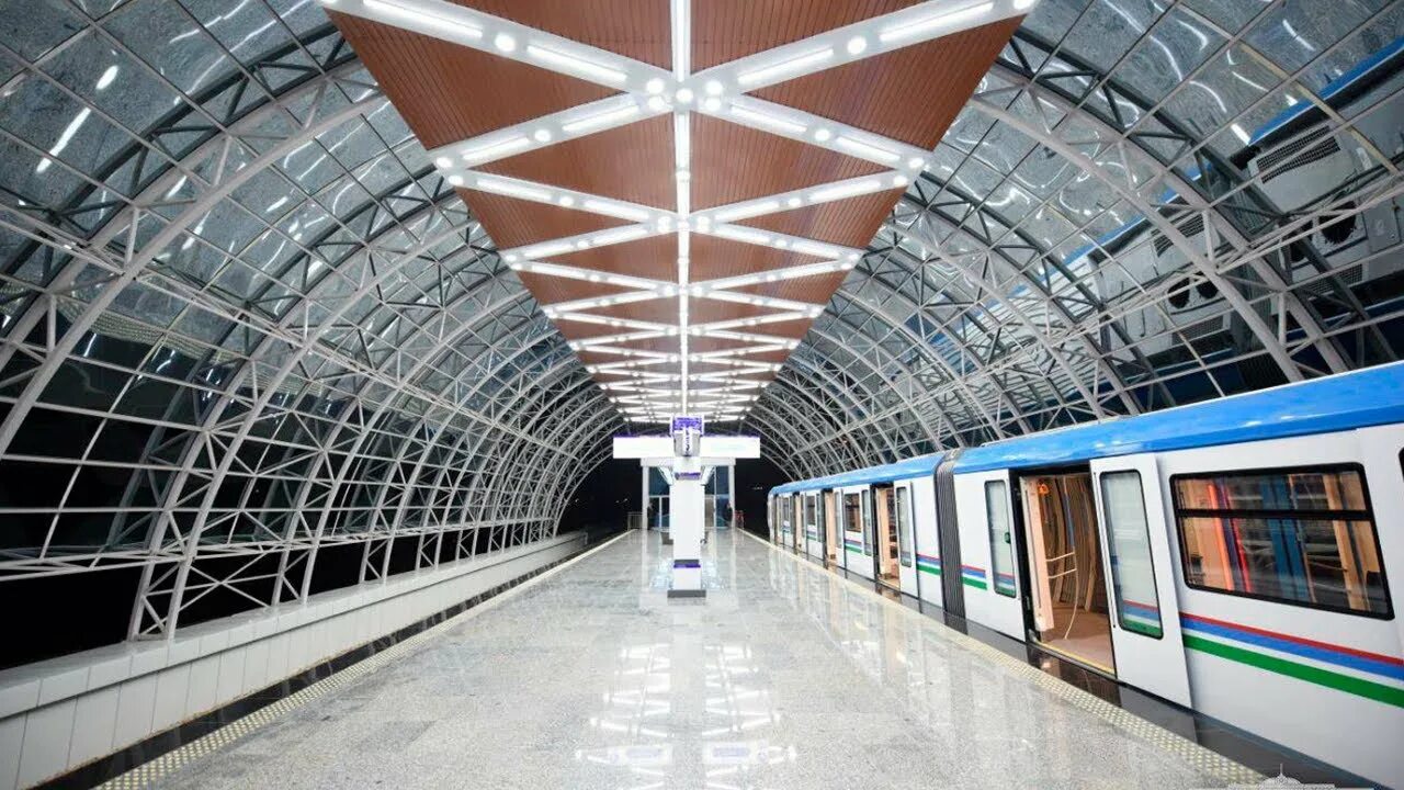 Метро ташкента поезда. 81-765 ташкент. Новое метро ташкенте. Станции метро ташкента. Новое метро ташкенте.