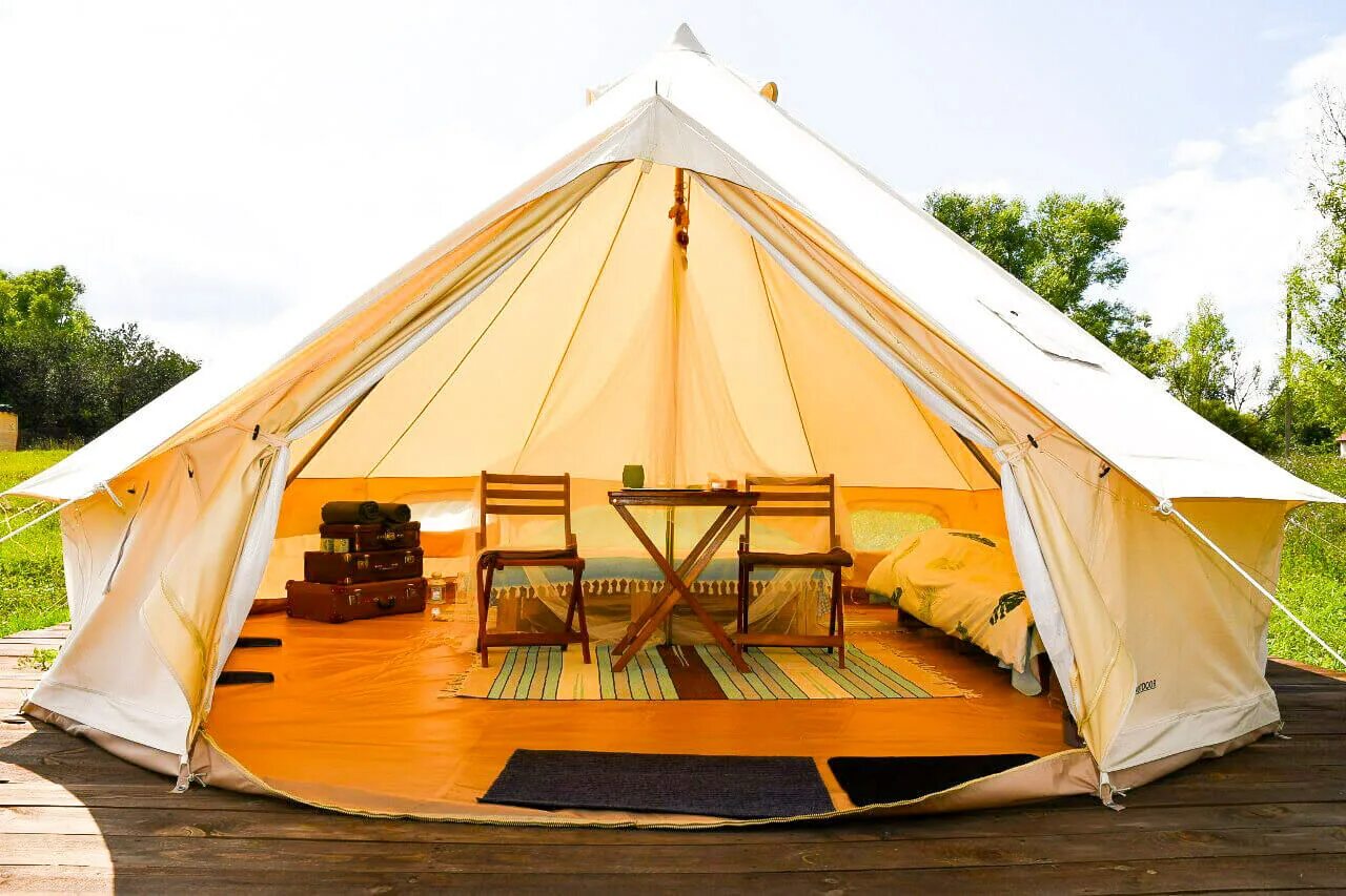 Поляна глэмпинг куршская коса. Три воды ростовская область глэмпинг. Палатка призма глэмпинг. Глэмпинг «familyglamp». Глэмпинг ростов.