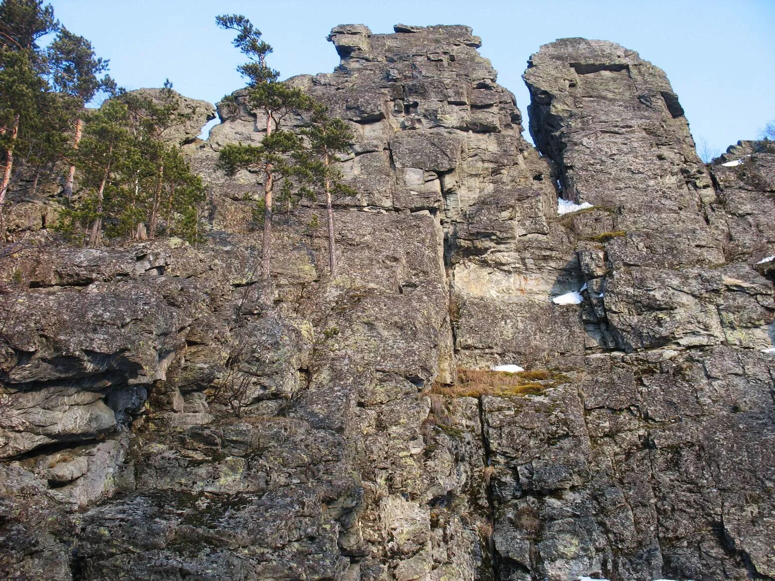 Плутовские скалы краснотурьинск. Синие скалы хантеры глава 15. Синие скалы белорецкий район. Синие скалы хантеры глава 15. Синие скалы краснотурьинск.