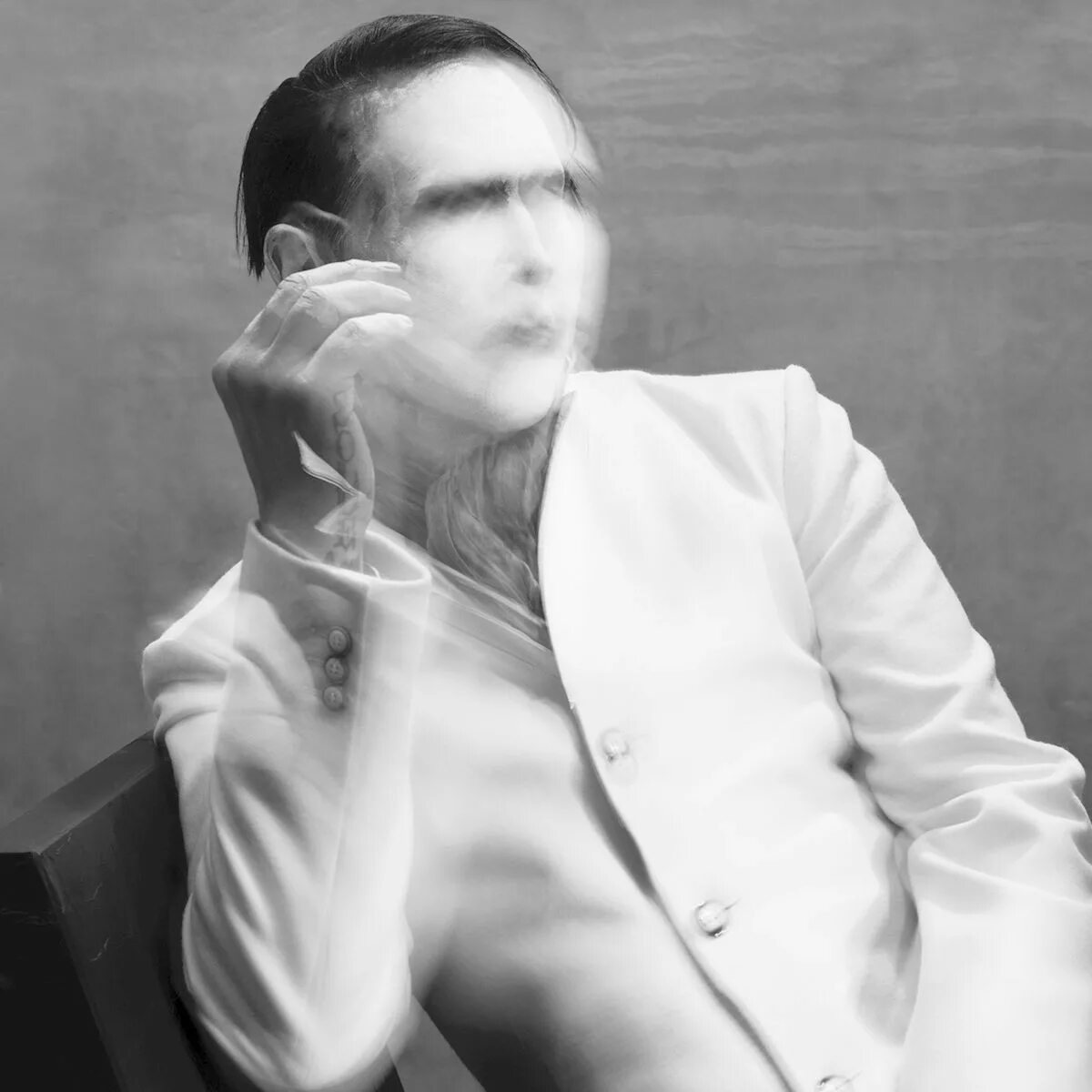 Мэрилин мэнсон pale Emperor. Мэрилин мэнсон 2015. 2015 - The pale Emperor. The pale Emperor Marilyn Manson обложка. Killing strangers