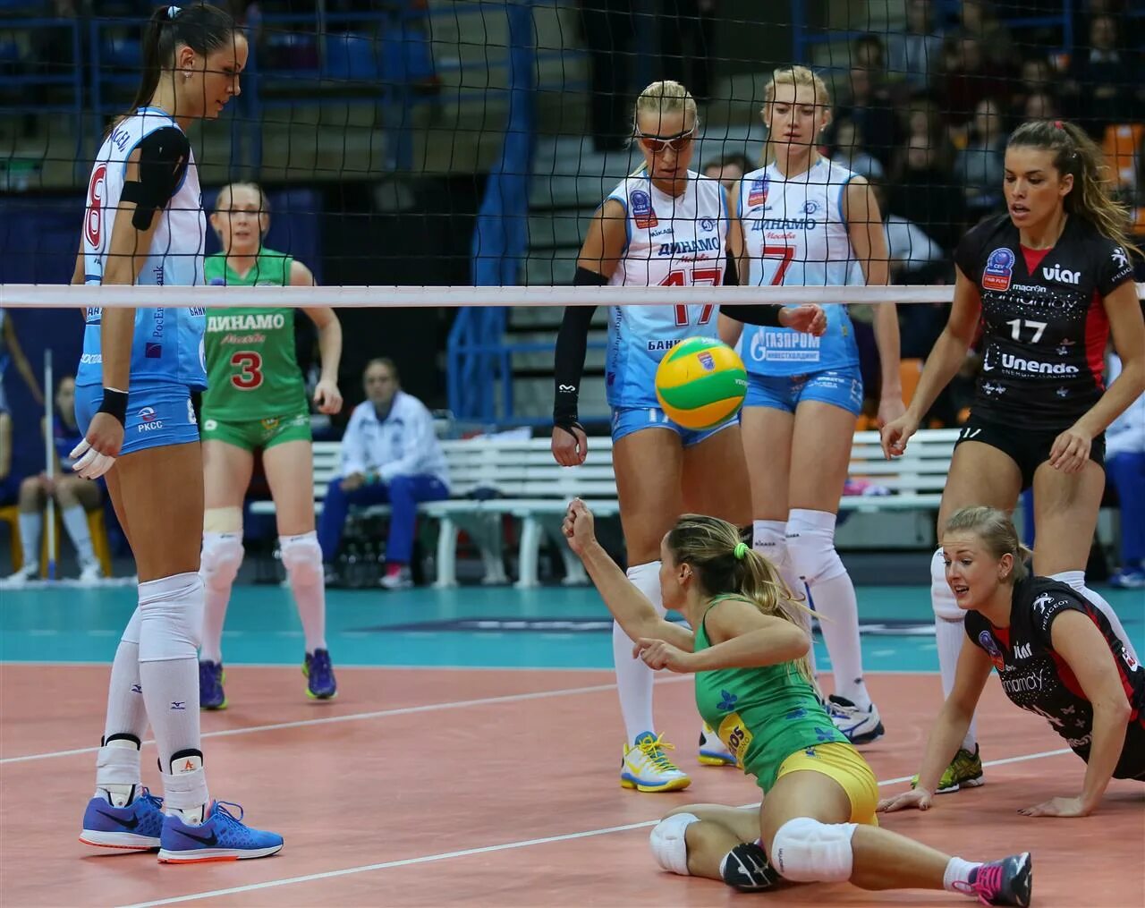 турнирная таблица по волейболу мужчины 2019-2020. волейбол суперлига женщины расписание. итоговая таблица по волейболу. волейбол чемпионат россии мужчины суперлига турнирная таблица. суперлига календарь.