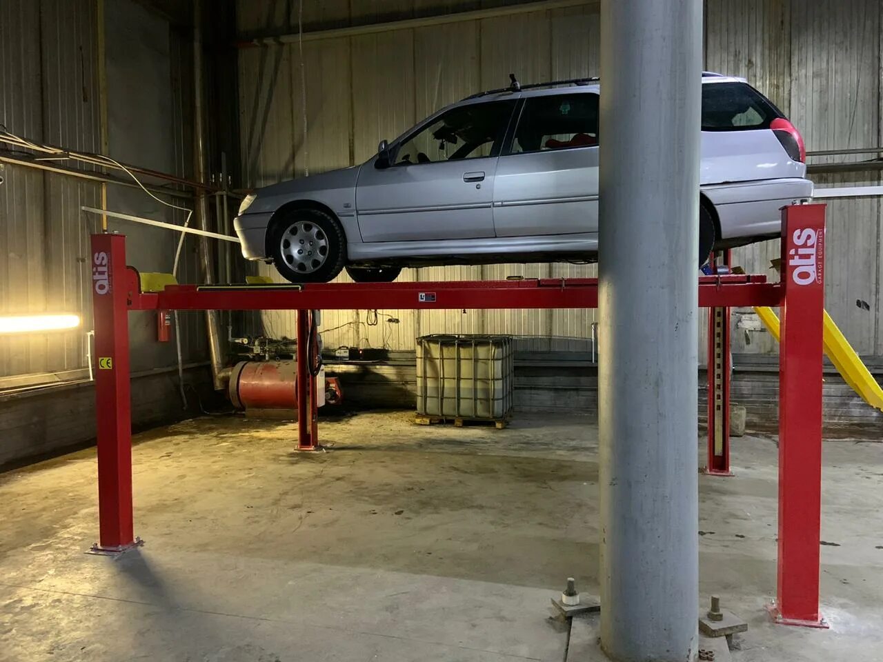 французский гараж парнас. краснопутиловская 65 техосмотр. сто французский гараж санкт-петербург. французский гараж. французский гараж спб краснопутиловская 65.