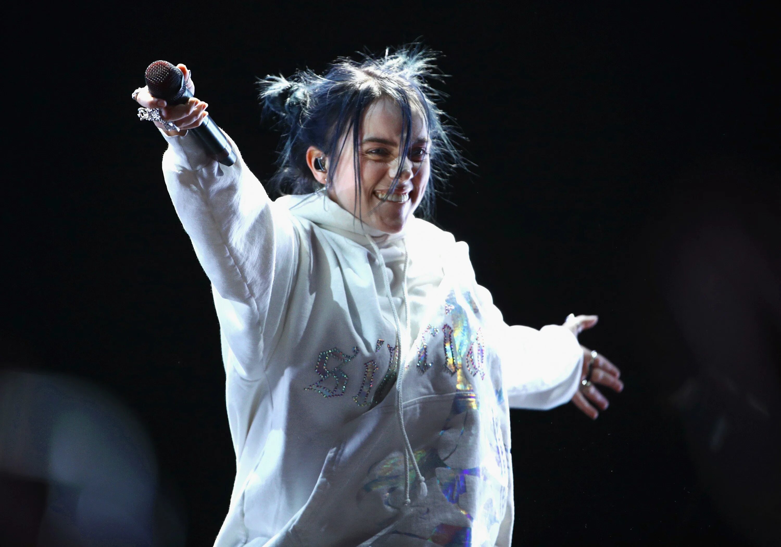 Концерт билли айлиш 2023. Билли айлиш концерт. Билли айлиш 2022. Billie eilish концерт. Билли айлиш блондинка.