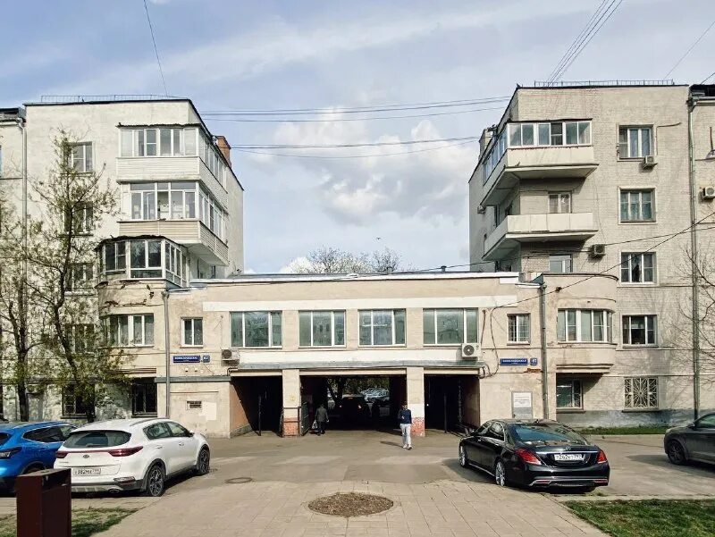 поликлинике. москва, пер. 2-й вышеславцев переулок, 2к1. дом в москве вышеславцев. 5а.